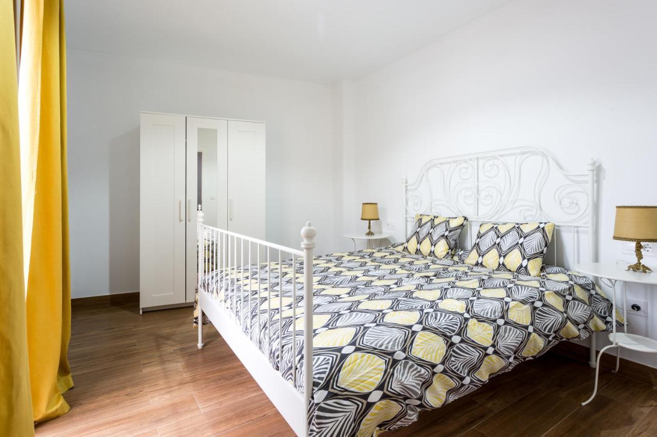 Viento De Corredera Apartment Кордоба Стая снимка