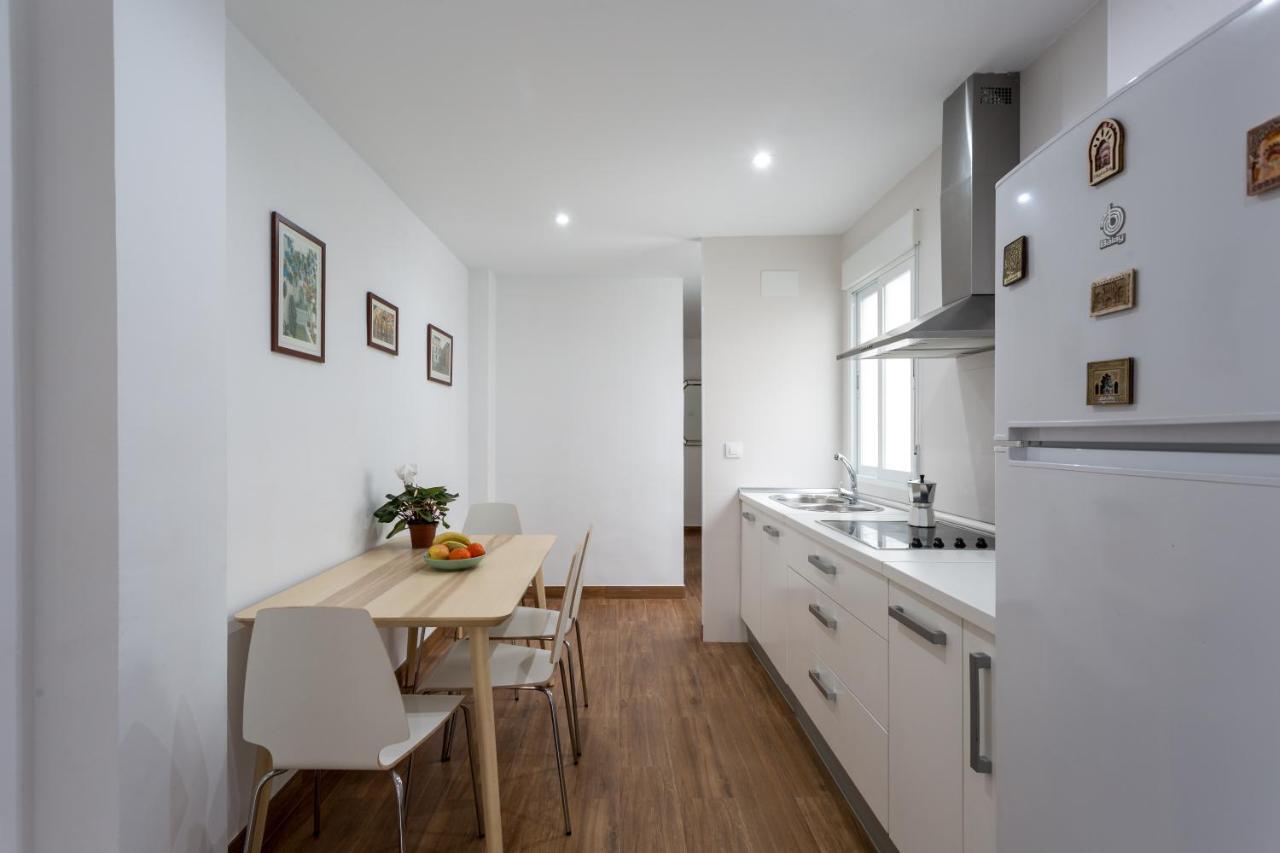 Viento De Corredera Apartment Кордоба Стая снимка